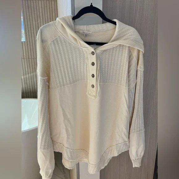 NWT Oli & Hali hoodie top size medium - Picture 1 of 7